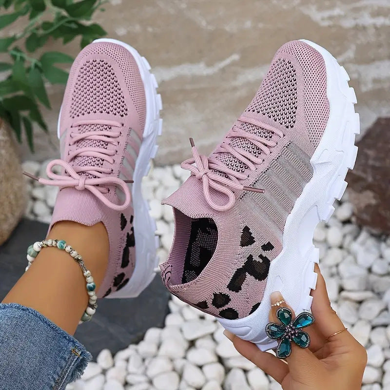 Women's Fashionable Mesh Breathable Shoes