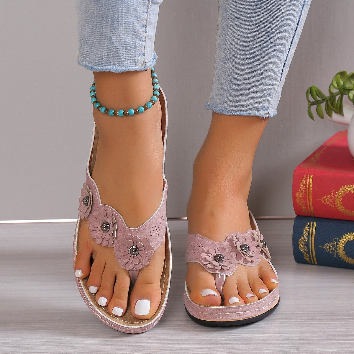Women's Three-flower Platform Flip-flops Flip-toe Sandals