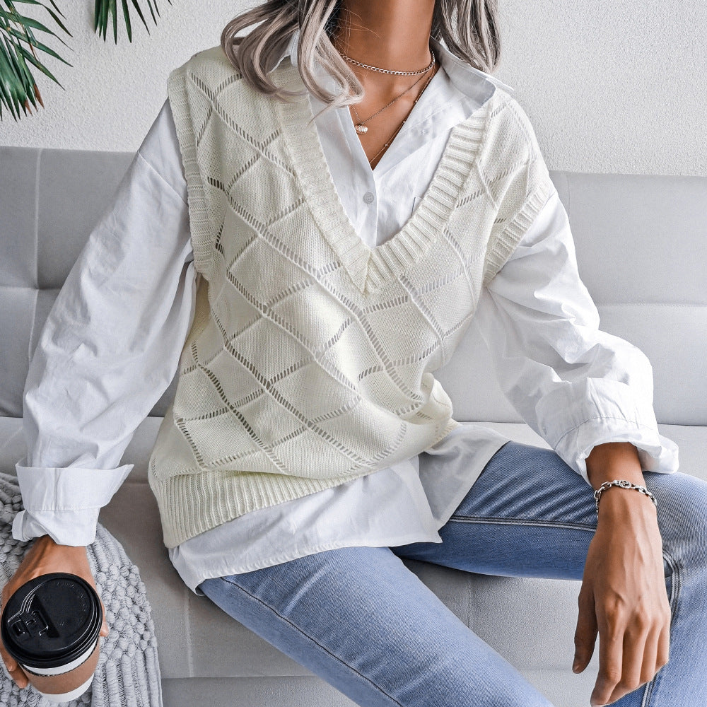 Women's V-neck Hollow Rhombus Casual Knitted Sweater Vest