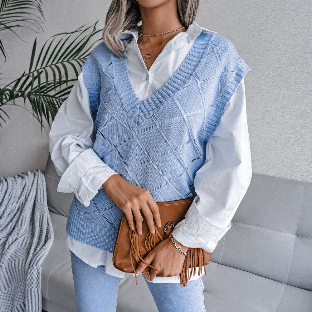 Women's V-neck Hollow Rhombus Casual Knitted Sweater Vest