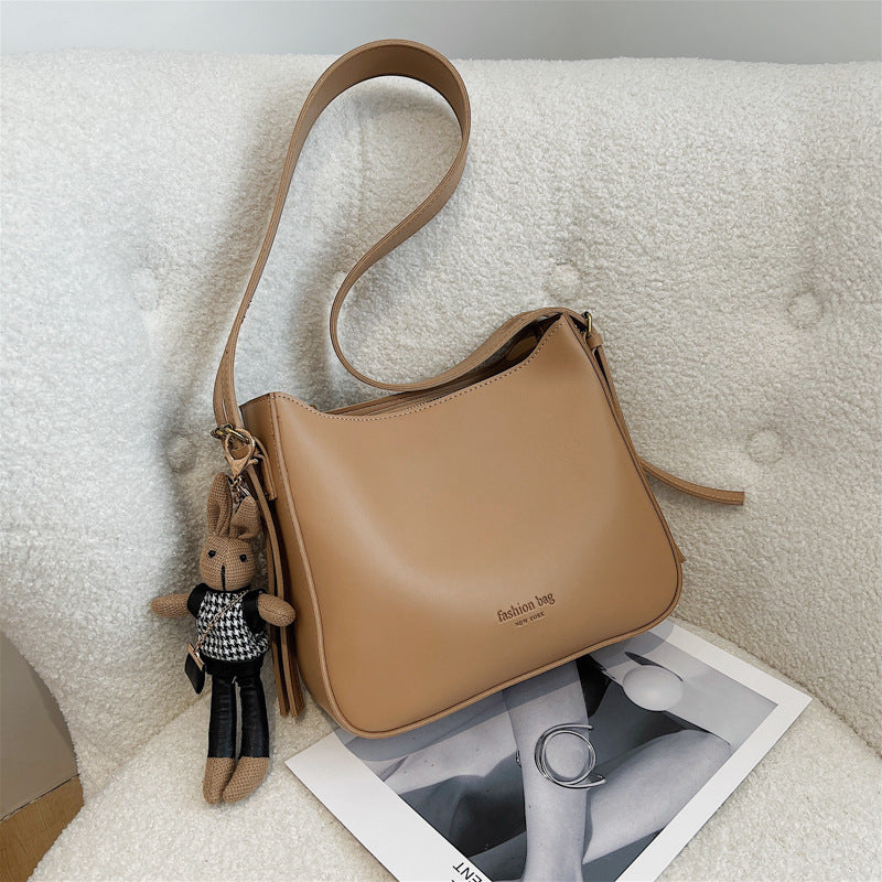 All-match Shoulder Messenger Bag Special-interest Design Commuter Bucket