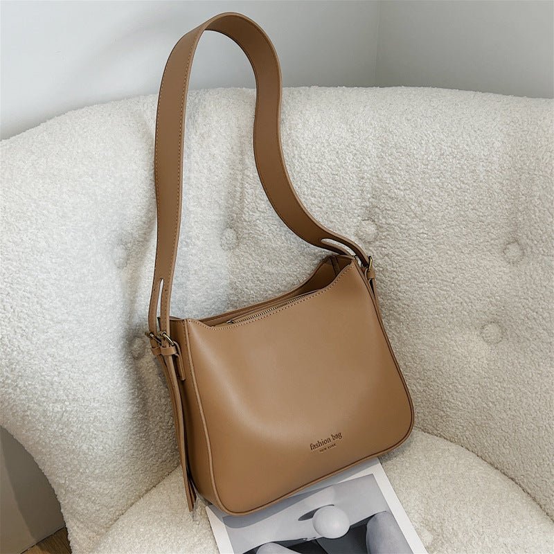 All-match Shoulder Messenger Bag Special-interest Design Commuter Bucket