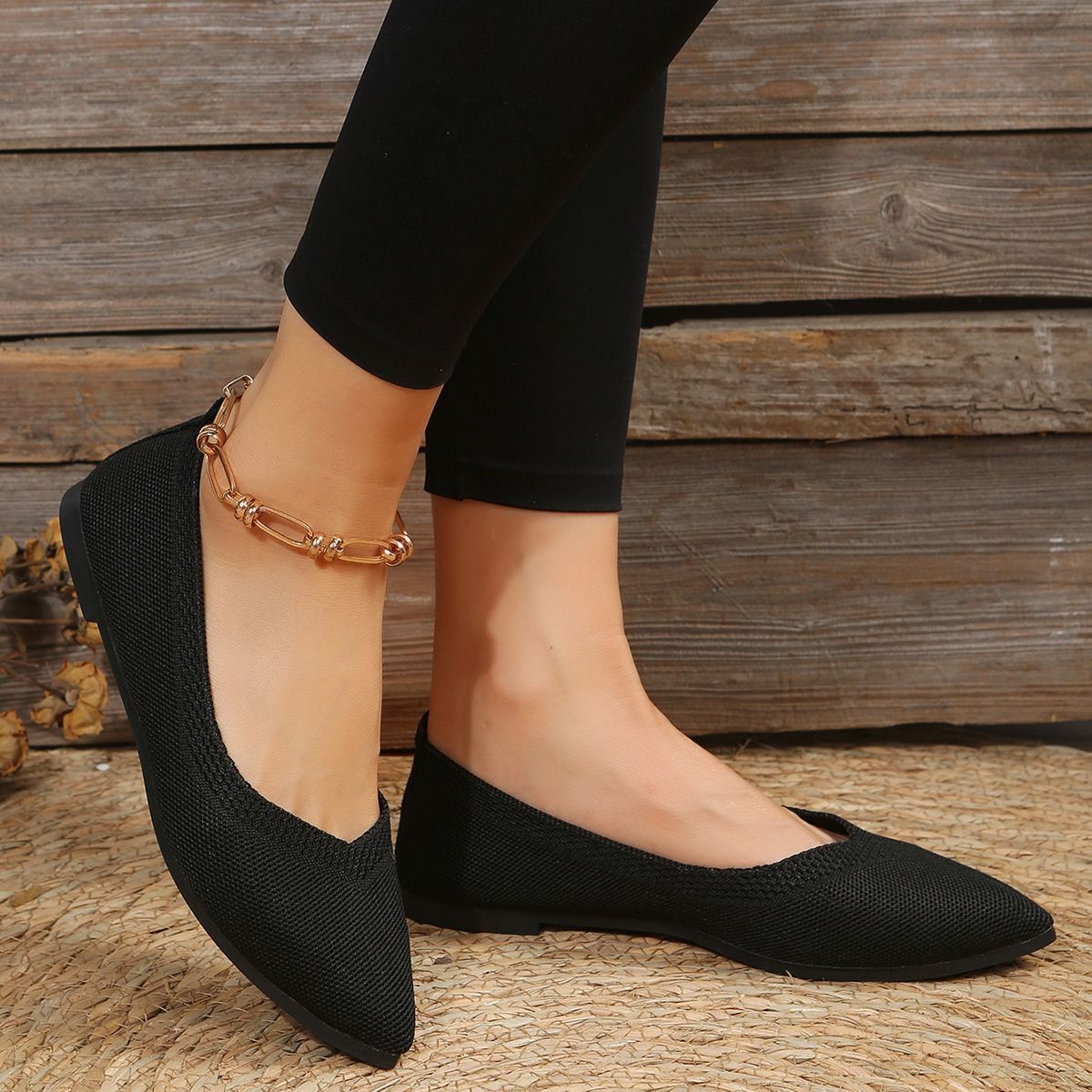 Women's Pointed Toe Flyknit Flats - Oversized Fit